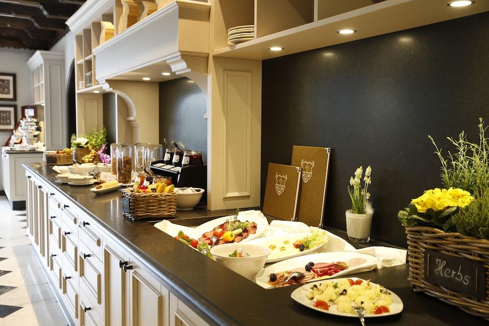 Hotel Parkhotel Wittekindshof 4*
